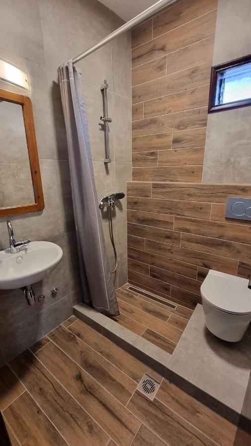 Aria'S House Studios & Apartments نيوس مارماراس المظهر الخارجي الصورة