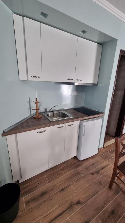 Aria'S House Studios & Apartments نيوس مارماراس المظهر الخارجي الصورة