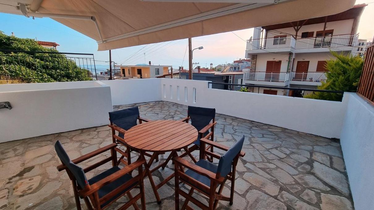 Aria'S House Studios & Apartments نيوس مارماراس المظهر الخارجي الصورة