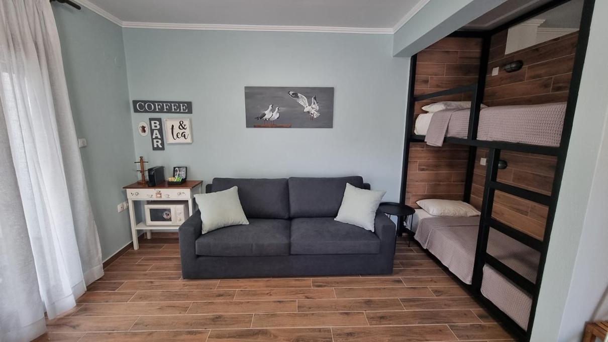 Aria'S House Studios & Apartments نيوس مارماراس المظهر الخارجي الصورة