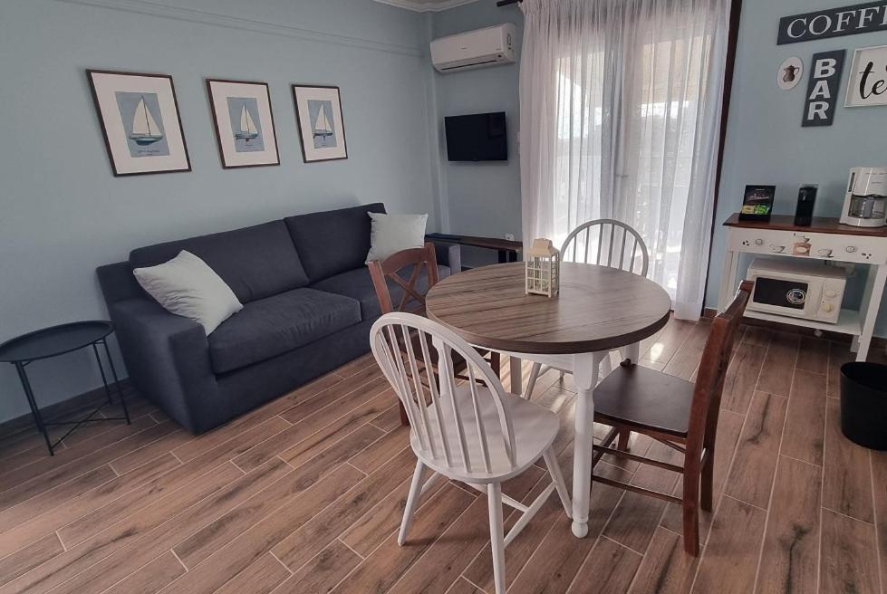 Aria'S House Studios & Apartments نيوس مارماراس المظهر الخارجي الصورة