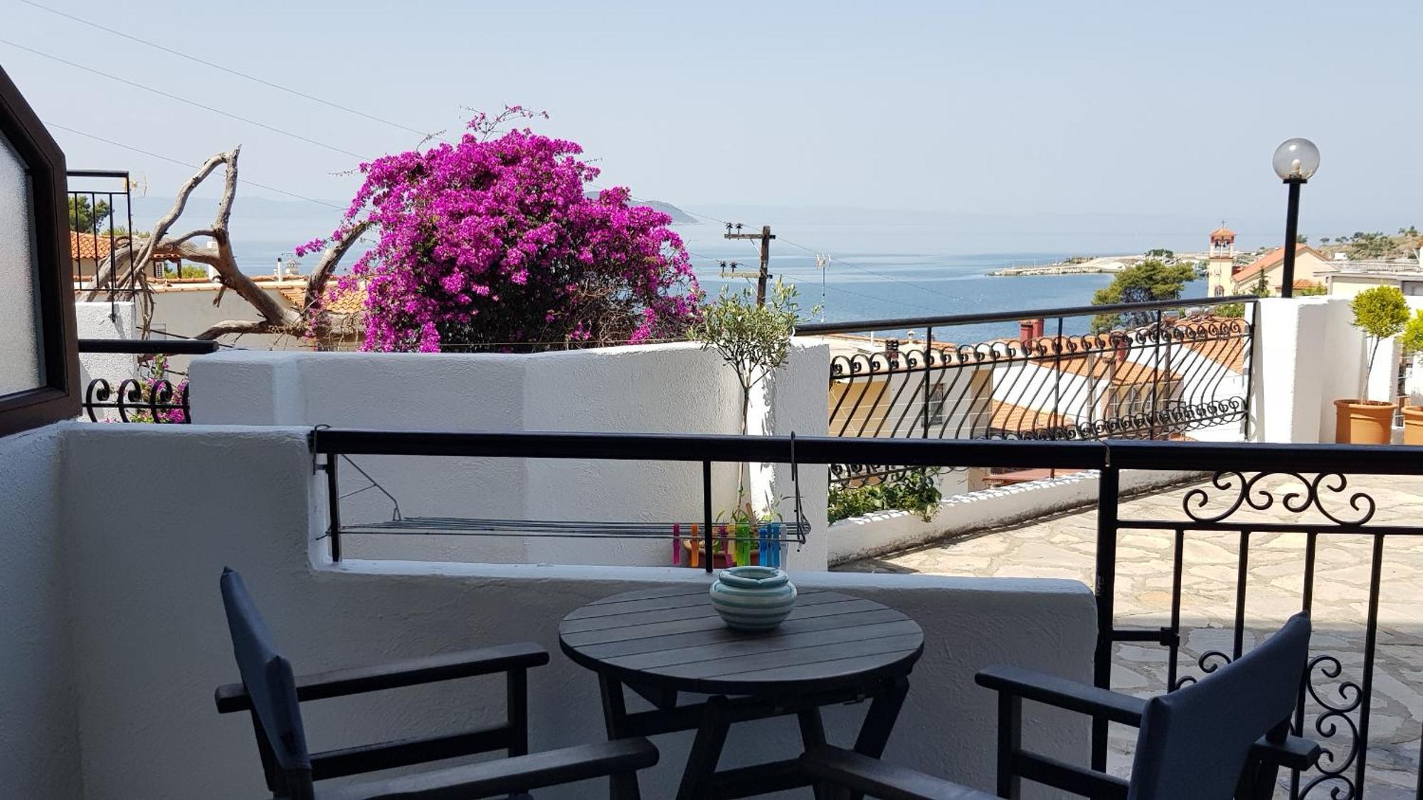 Aria'S House Studios & Apartments نيوس مارماراس المظهر الخارجي الصورة